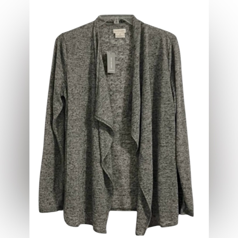 NWT Van Heusen Medium lightweight long sleeve gray, black & white cardigan